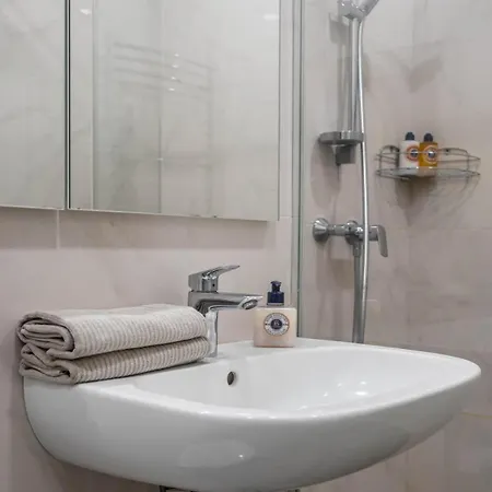 Domillion New Hall Duplex D11c For 12 Ppl *