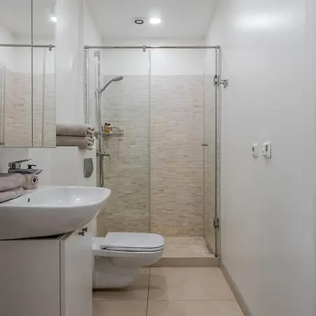 Domillion New Hall Duplex D11c For 12 Ppl Apartment