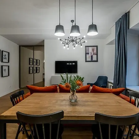 Domillion New Hall Duplex D11c For 12 Ppl *